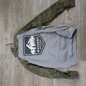 Mathews archery hooded sweatshirt